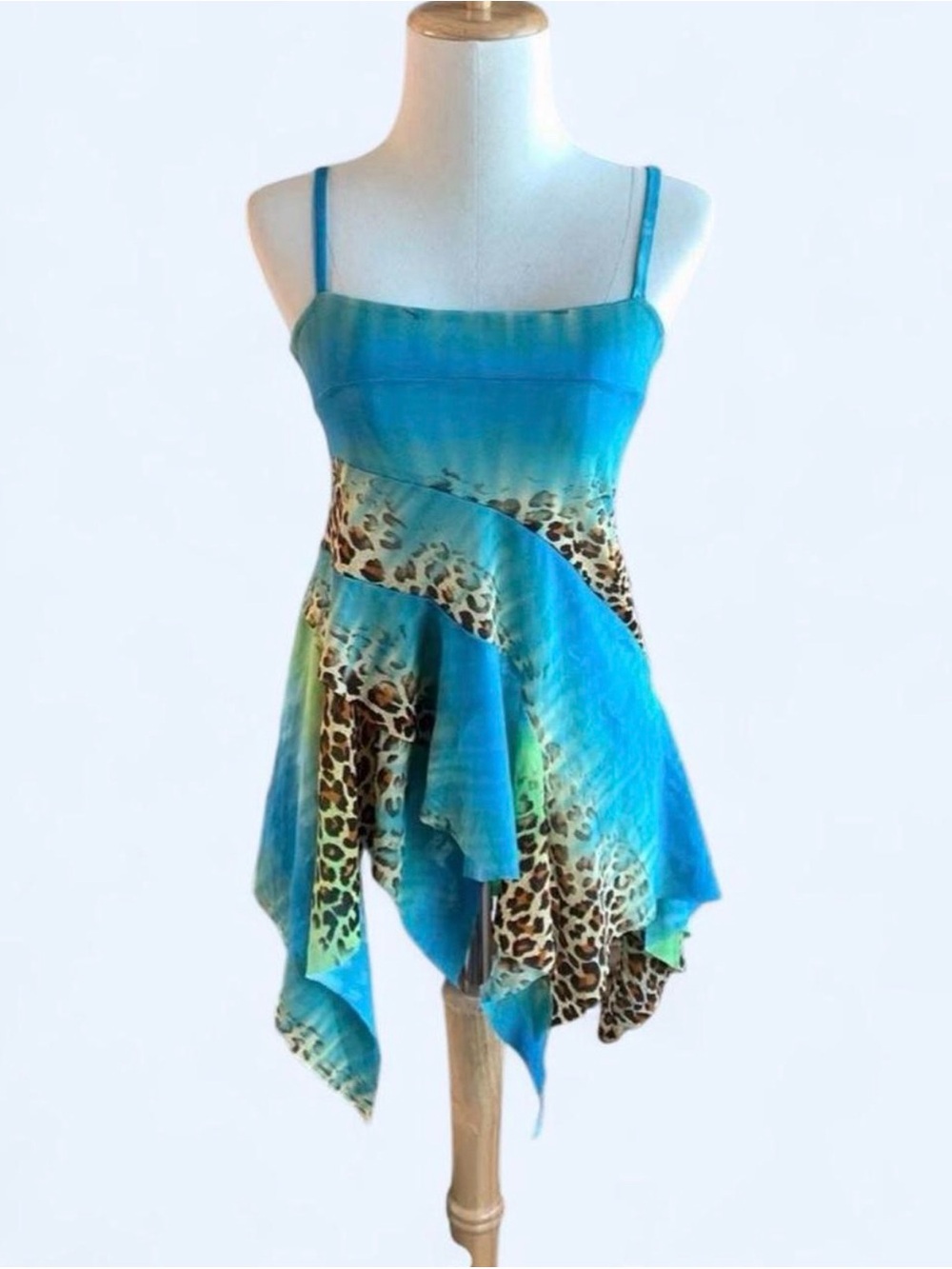 Blue fairy Leopard-Print Handkerchief Hem Cami Top